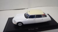 Citroen ID 19 Taxi   (Universal Hobbies-ATLAS) 1/43