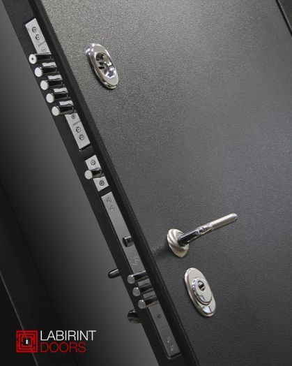 Входная дверь Лабиринт SILVER 01 - Венге