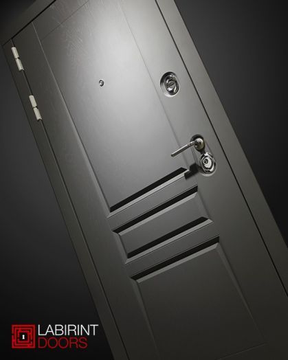 Входная дверь Лабиринт Платинум 21 Грей софт