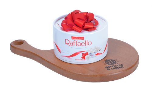 Конфеты Raffaello с цельным миндальным орехом в кокосовой обсыпке, 200г