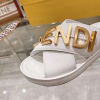 Шлепки FENDI