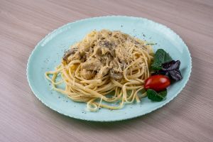 Паста с курицей и овощами 300г