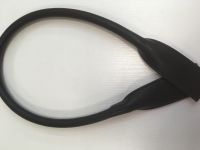 Ручка кожаная для сумок. Цвет черный матовый. Длина-68см.