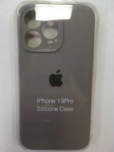 Мягкая силиконовая накладка iPhone 13 Pro в ассортименте