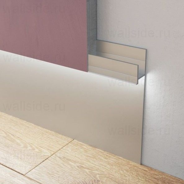 Скрытый плинтус Ликорн С-02.2.2 серебристый матовый