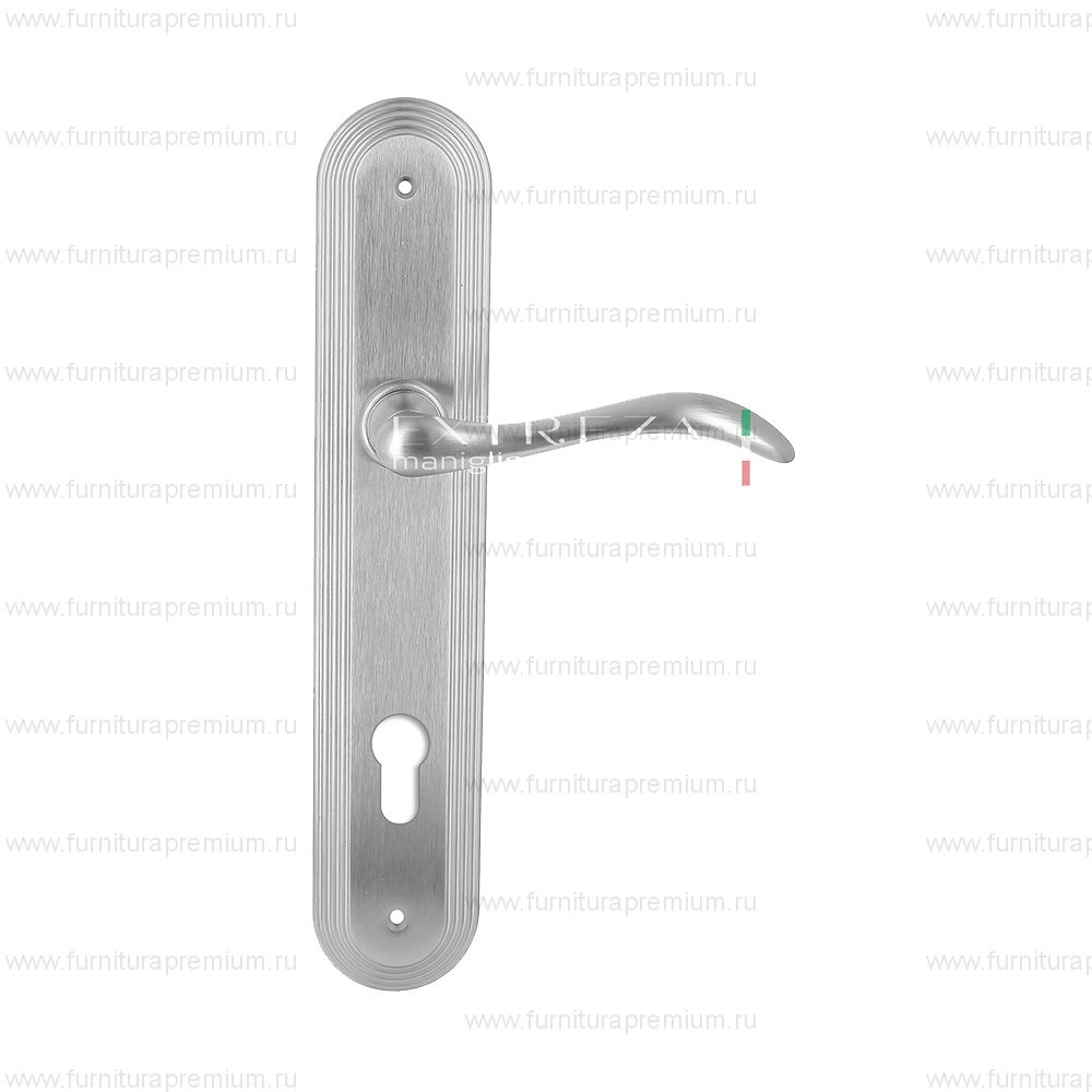 Ручка на планке Extreza Agata 310 CYL PL05