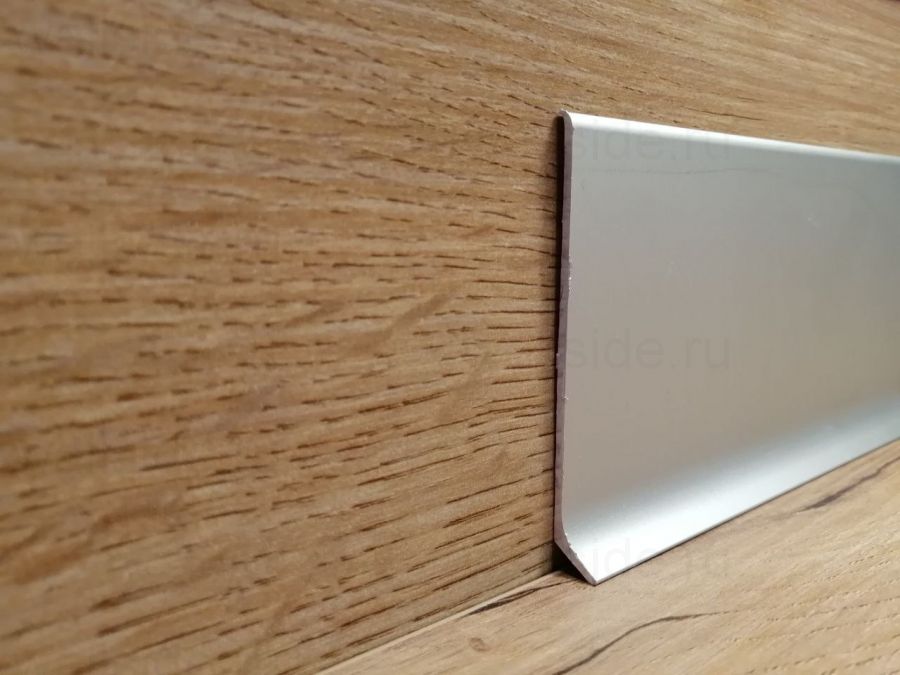 Плинтус алюминиевый Евротрим 2156, 80х10 мм, серебро матовое