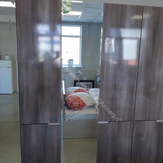 Шкаф 3-х створчатый с зеркалом "Трио" (Серебряный орех/Ясень шимо светлый)