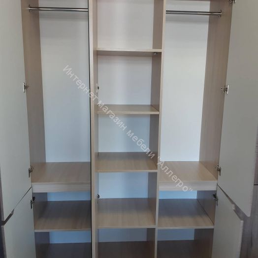 Шкаф 3-х створчатый с зеркалом "Трио" (Серебряный орех/Ясень шимо светлый)