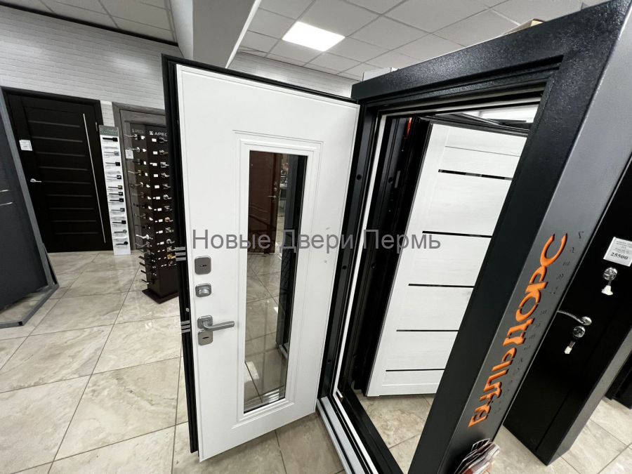 Коттедж-4 Termo Букле графит  (терморазрыв) уличная дверь стеклопакет/терморазрыв