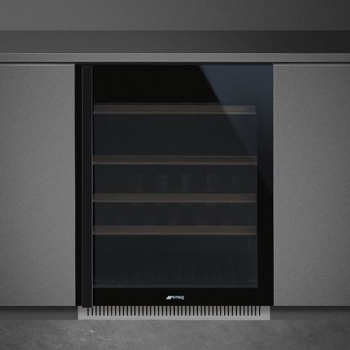 Холодильный шкаф для вина Smeg CVI638RN3