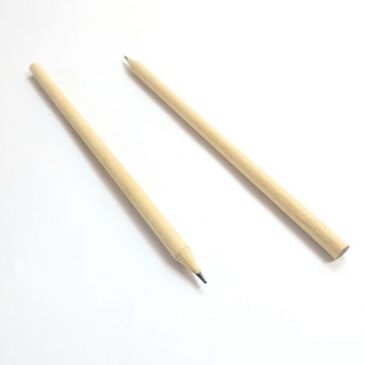 карандаши из переработанного картона