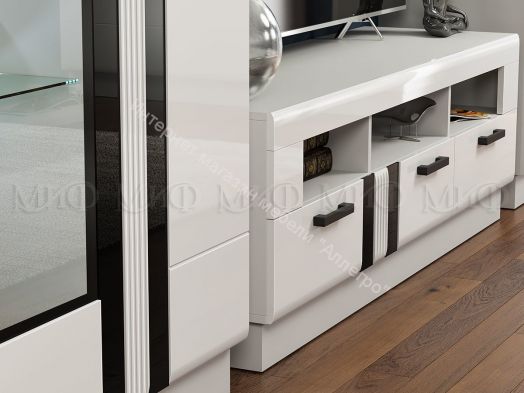 Шкаф-стекло высокий Магнолия