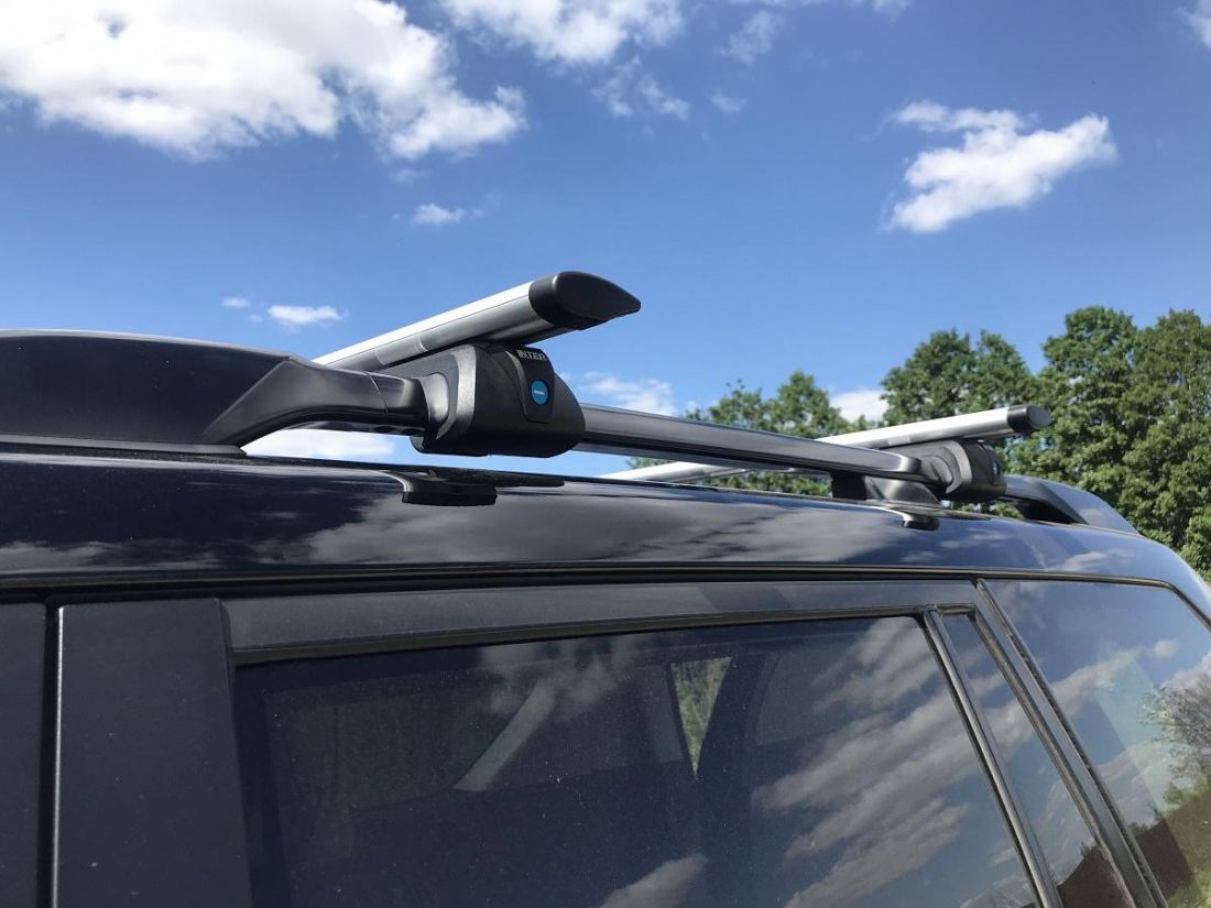 Багажник на рейлинги (с замком или секреткой) INTER TITAN c крыловидной поперечиной