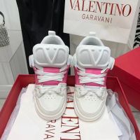 Кроссовки Valentino