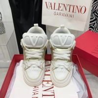 Кроссовки Valentino