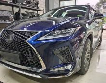 Детали переднего бампера в стиле F-Sport