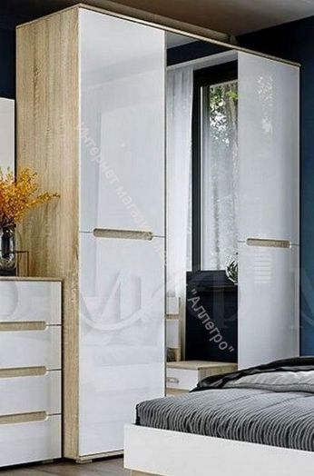 Шкаф 3-х створчатый Ким