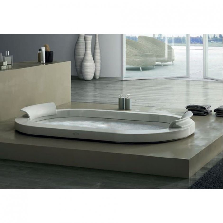 Гидромассажная ванна Jacuzzi Opalia Corian встраиваемая с 6 форсунками и 2 подголовниками 195x115 ФОТО