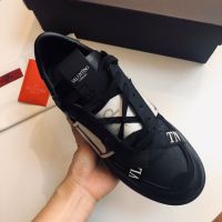 Кроссовки Valentino мужские