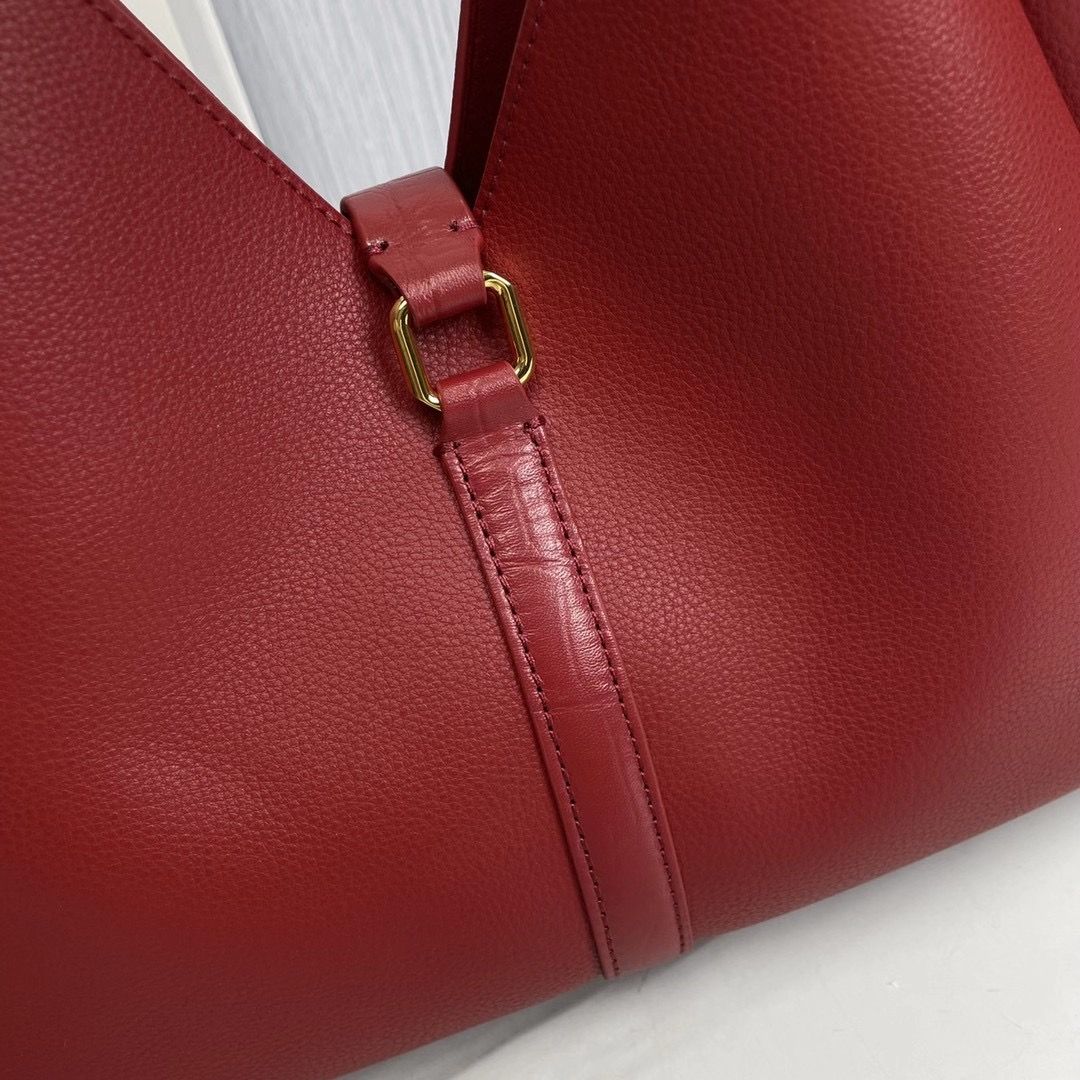 Givenchy G-Hobo 31x15x43 cm