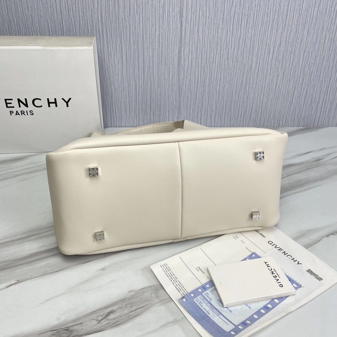 Givenchy G-Hobo 31x15x43 cm