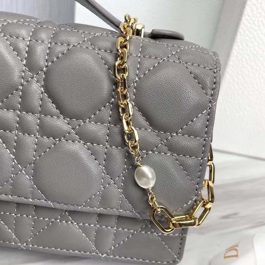 Lady Dior Phone Pouch 18,5x10x4 cm