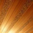 Панель из ольхи с можжевеловой вставкой