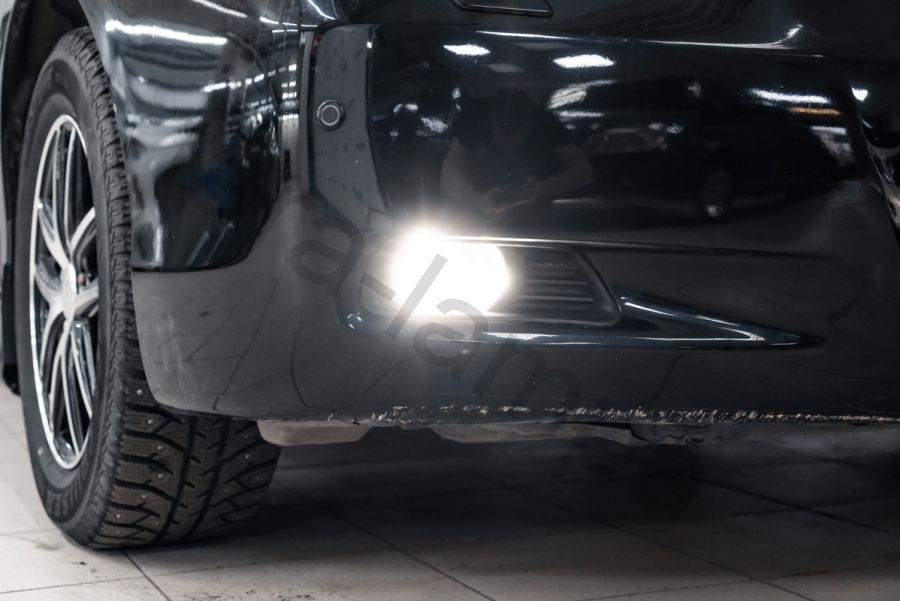 Противотуманные светодиодные фары штатные 70 ватт Тойота