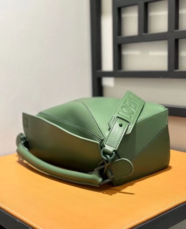 Loewe Puzzle 29x19x12 cm