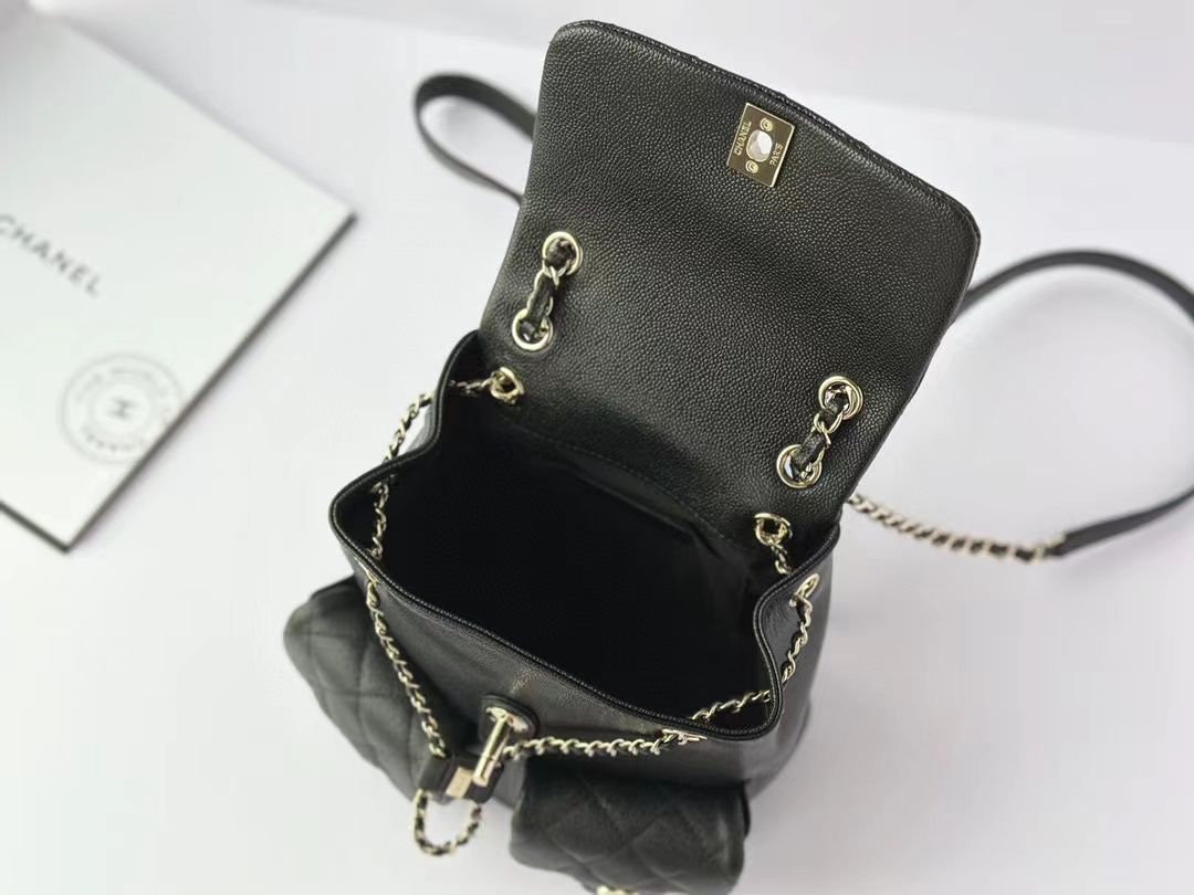 Рюкзак Chanel 20,5 x 20 x11,5 cm