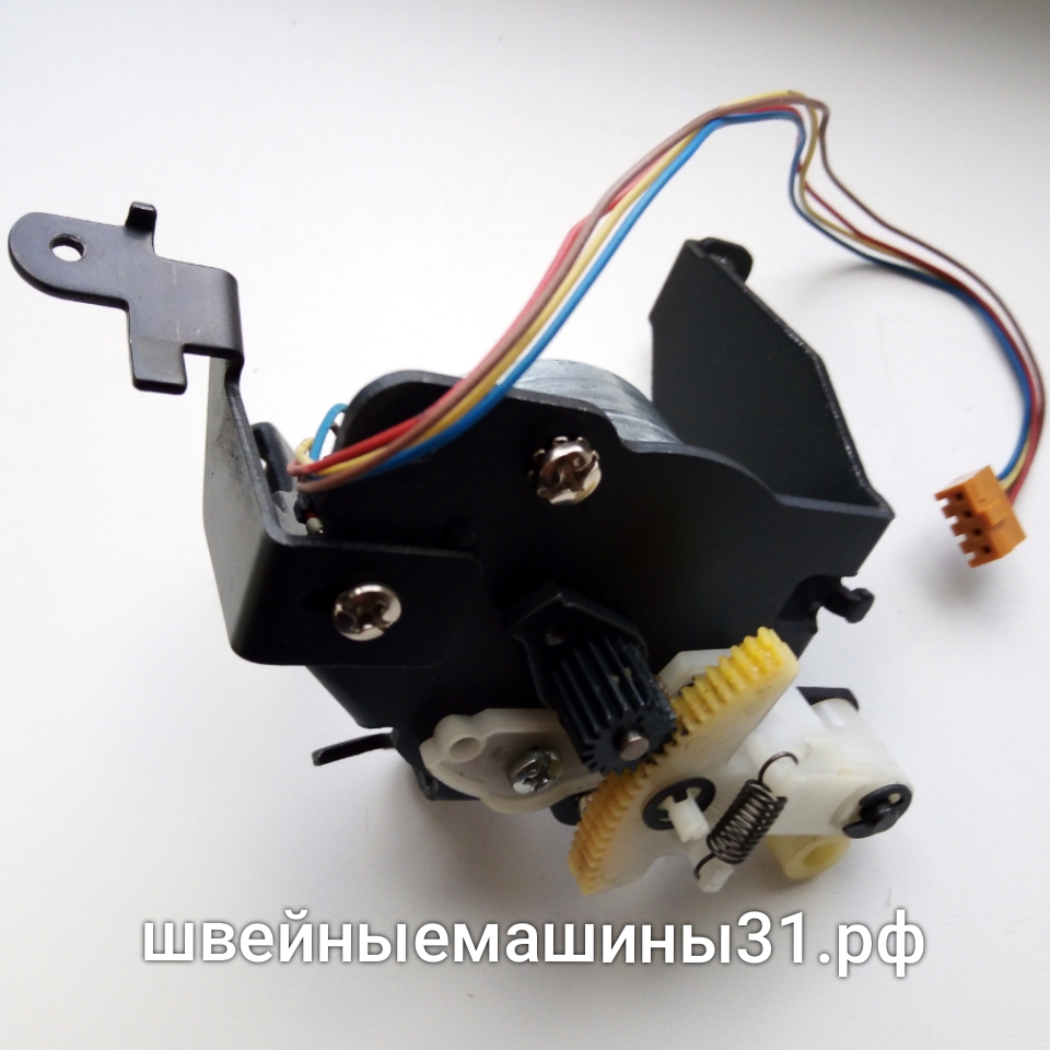 Электродвигатель 7024WB2 с передающим механизмом (Juki HZL 71e и др.).  цена 800 руб.
