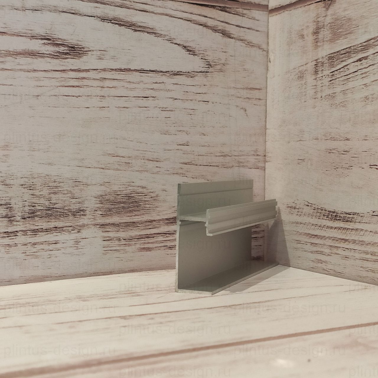 Pro Design 7210 теневой плинтус анодированный