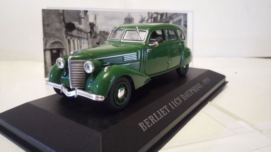 Berliet 11cv Dauphine  1939   (IXO-Cobra) 1/43