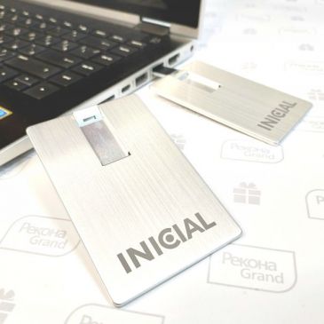 металлические флешки визитки с логотипом