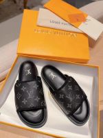 Шлепанцы Louis Vuitton