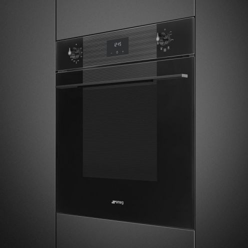 Духовой шкаф SMEG SF6100VB3