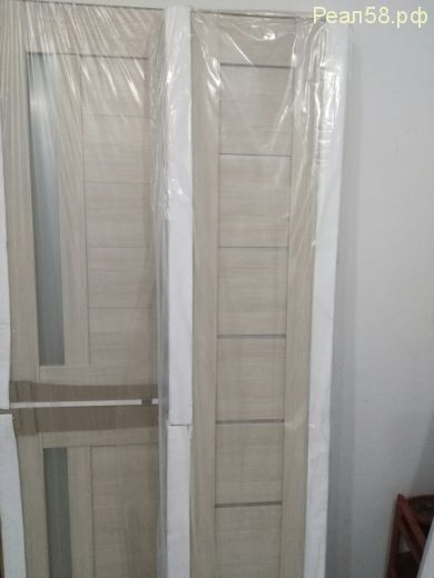 справа: 400мм, глухая с молдингами