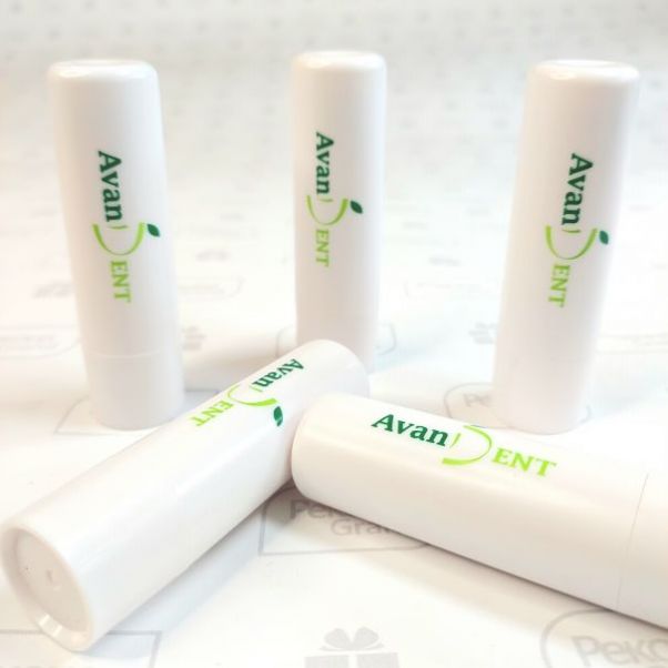 Помады с логотипом AvanDent