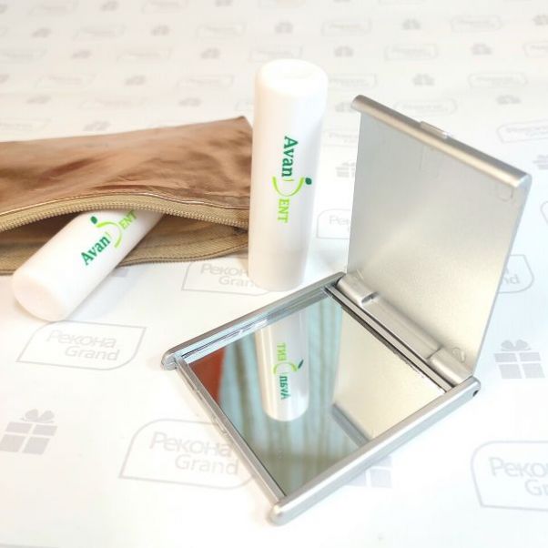 Помады с логотипом AvanDent