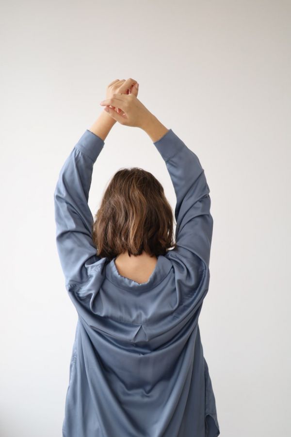 Рубашка из бамбука синяя