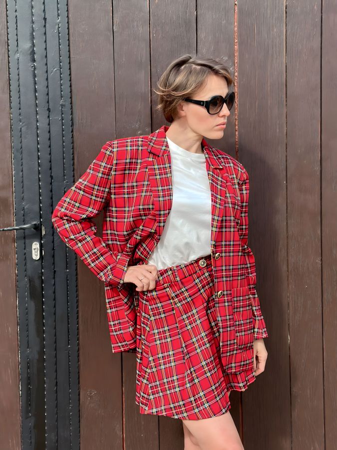 Пиджак в клетку