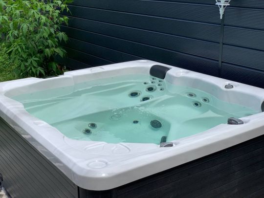 Прямоугольный гидромассажный СПА бассейн BestSpas Crystal 210х185 схема 22