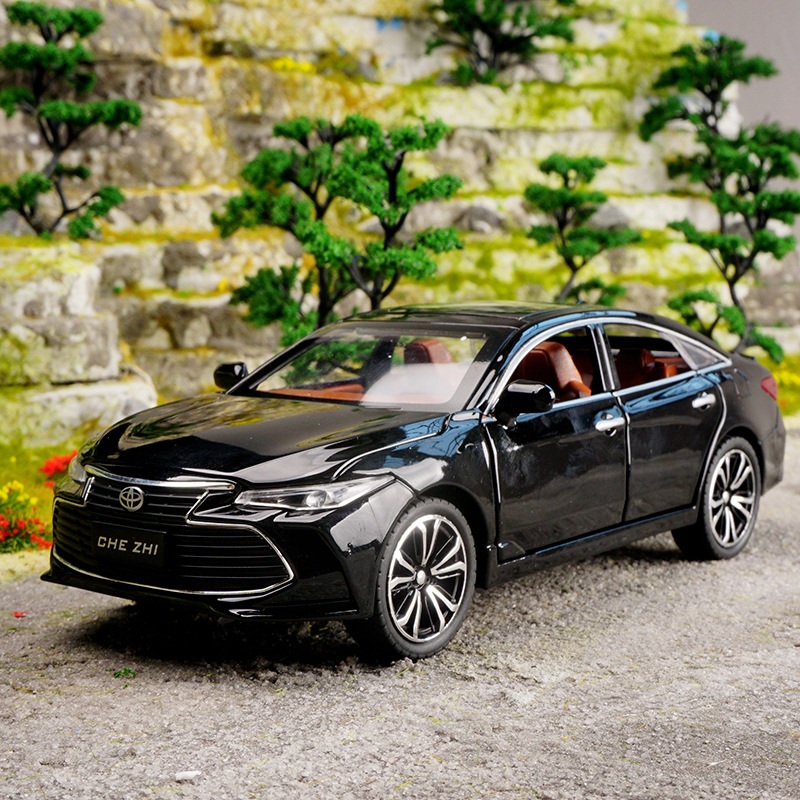 Модель металлическая Toyota Avalon Camry свет, звук 1:24 (CZ131)