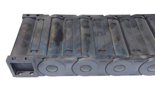 Гибкий кабель канал 35х125 R125 TMX3550.125.125 закрытый