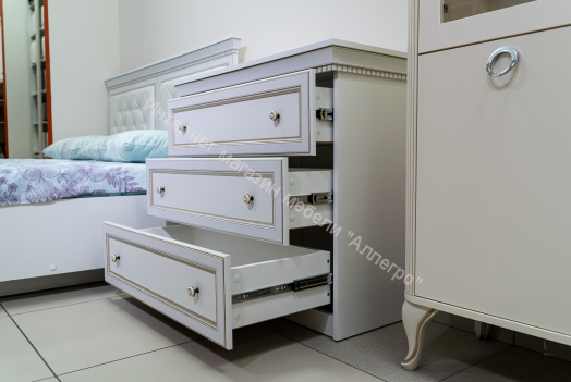 Спальный гарнитур Эльмира