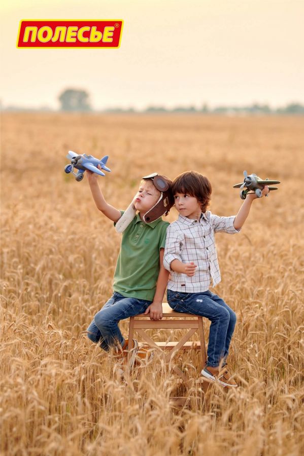 Самолёт "Омега" военный (в сеточке)