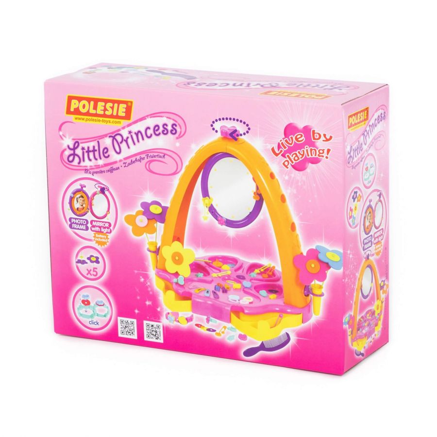 "Юная принцесса" (в коробке)