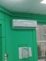 "Внутренний блок сплит-системы Бирюса Safari B-09SPR/B-09SPQ в интерьере"