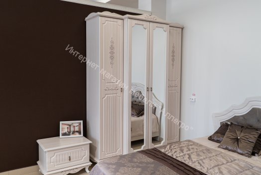 Спальный гарнитур Кантри (патина), Вудлайн кремовый/Сандал белый